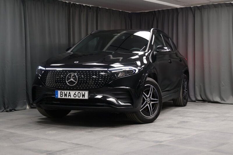 Svart Begagnad 2024 Mercedes EQA250+ AMG line SUV | 489 000 kr (Marknadspris) - Bild 1/4