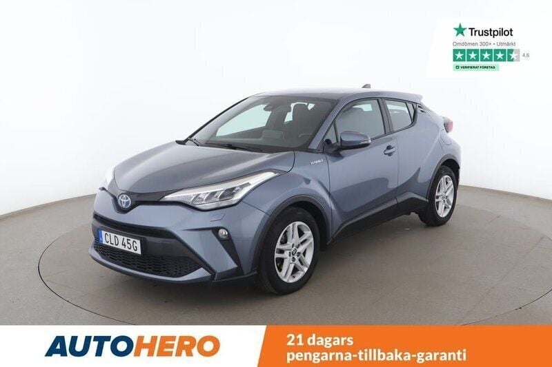 Grå Begagnad 2021 Toyota C-HR Active SUV | 249 000 kr (Marknadspris) - Bild 1/4