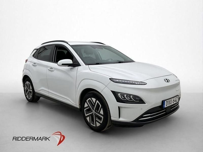 Begagnad Hyundai Kona Essential 150 kW (204 HK) 2021 Vit SUV