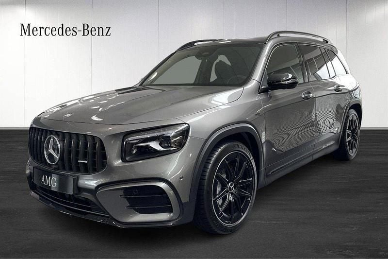 Ny 2025 Mercedes GLB35 AMG SUV | 715 200 kr - Bild 1/4