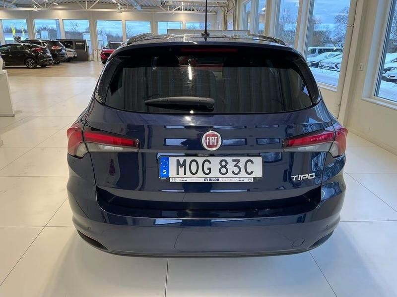 Begagnad Fiat Tipo 101 HK (74 kW) 2020 Blå Kombi