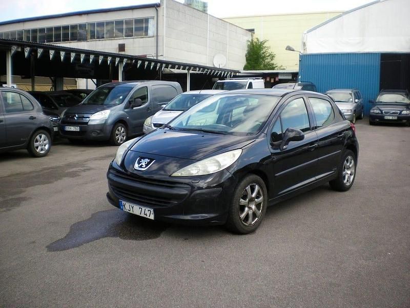 Svart Begagnad 2007 Peugeot 207 Halvkombi | 17 000 kr (Bra pris) - Bild 1/4