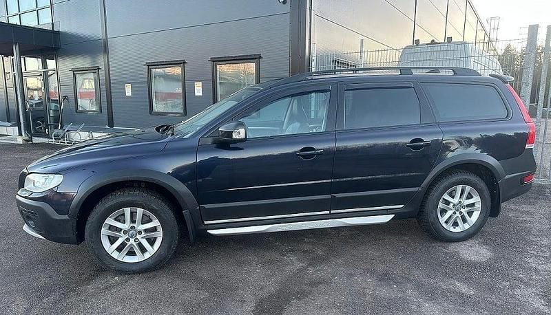 Mörkblå Begagnad 2016 Volvo XC70 Dynamic Kombi | 177 500 kr (Bra pris) - Bild 1/4