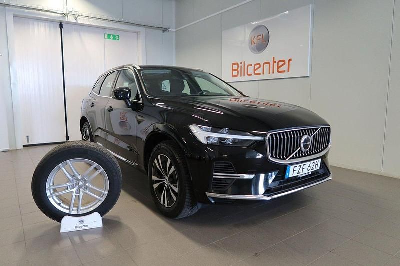 Svart Begagnad 2022 Volvo XC60 SUV | 379 900 kr (Marknadspris) - Bild 1/3