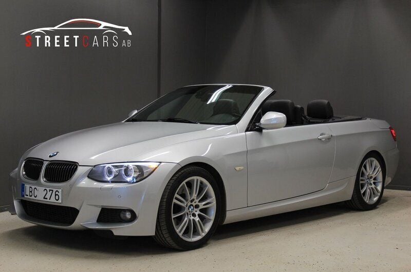 Ljusgrå (grå) Begagnad 2011 BMW 325 Cabriolet M Sport Cab | 199 000 kr (Bra pris) - Bild 1/4