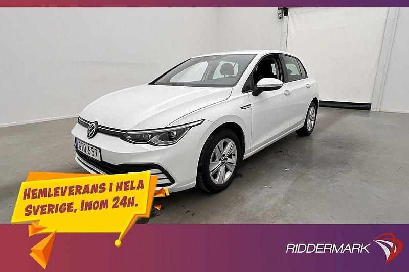 Vit Begagnad 2020 VW Golf VIII Edition Halvkombi | 239 900 kr (Marknadspris) - Bild 1/3