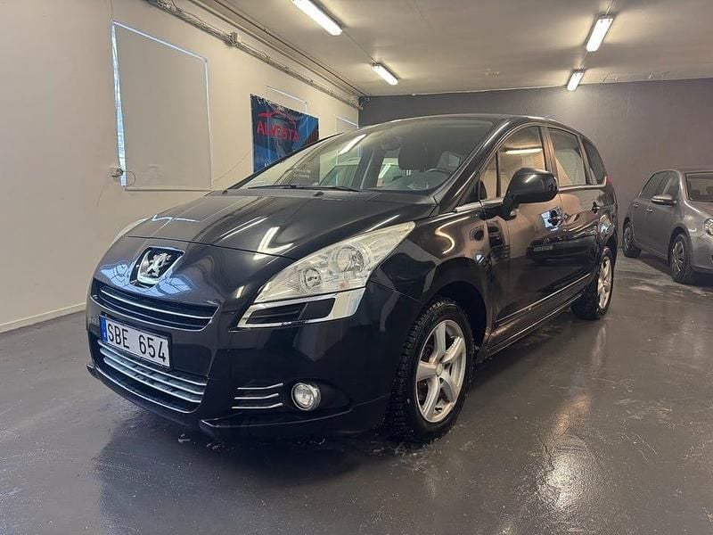 Begagnad Peugeot 5008 156 HK (114 kW) 2009 Svart Minibuss