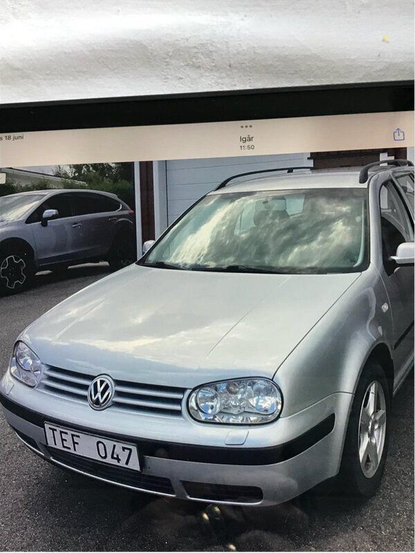 Silver Begagnad 2002 VW Golf IV Basis Kombi | 9 000 kr (Superpris) - Bild 1/4