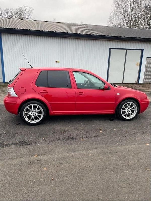 Begagnad 2003 VW Golf IV GTI Halvkombi | 32 000 kr (Marknadspris) - Bild 1/4