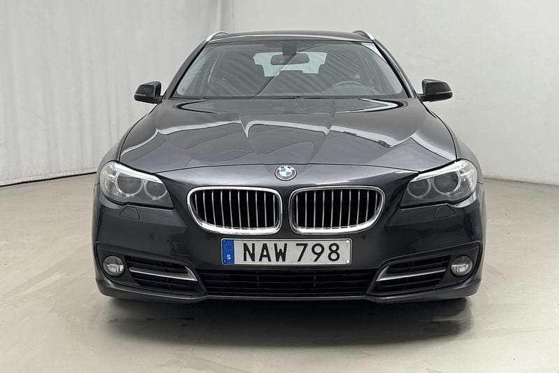 Begagnad BMW 520 190 HK (139 kW) 2017 Grå Kombi