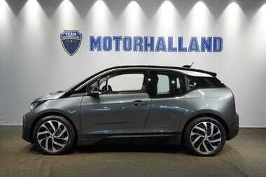 Grå Begagnad 2018 BMW i3 Comfort Edition Halvkombi | 159 900 kr (Marknadspris) - Bild 1/4