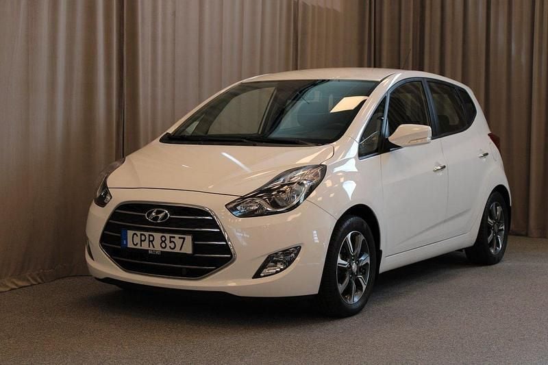 Vit Begagnad 2017 Hyundai ix20 Minibuss | 139 900 kr (Lite dyr) - Bild 1/4