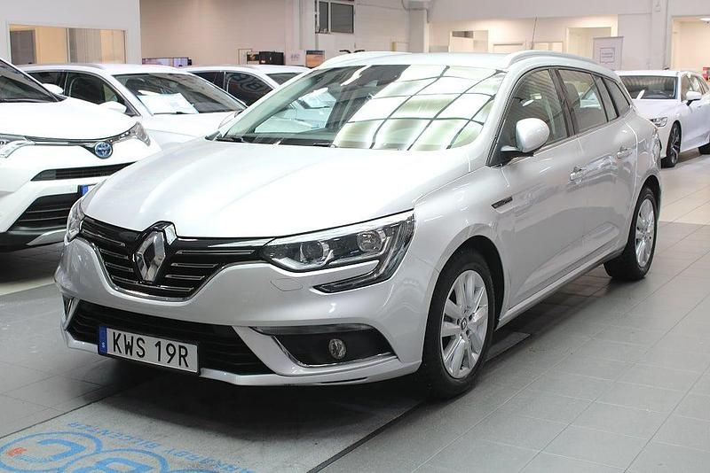 Silver Begagnad 2020 Renault Mégane GT Line GT-Line Kombi | 129 900 kr (Marknadspris) - Bild 1/4