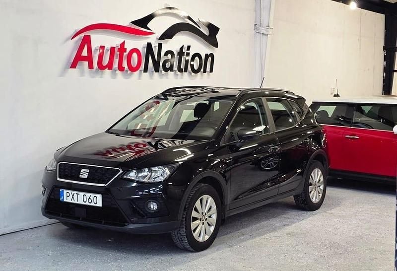 Svart Begagnad 2018 Seat Arona Style SUV | 99 900 kr (Marknadspris) - Bild 1/4