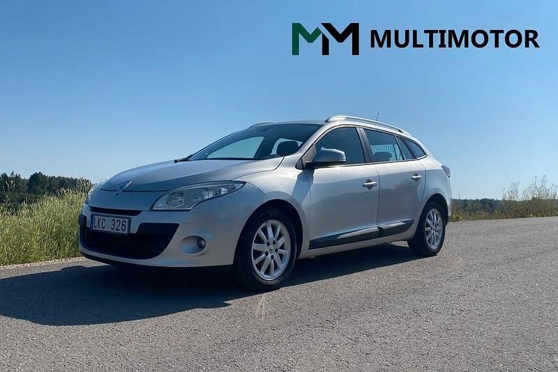 Silver Begagnad 2010 Renault Mégane GrandTour Kombi | 49 900 kr (Marknadspris) - Bild 1/4
