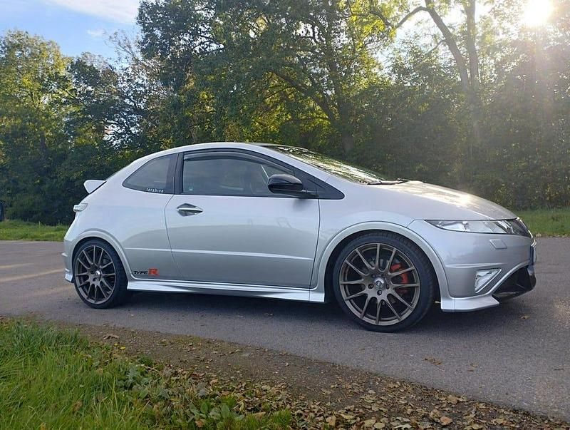 Begagnad 2008 Honda Civic Type R Halvkombi | 120 000 kr - Bild 1/4