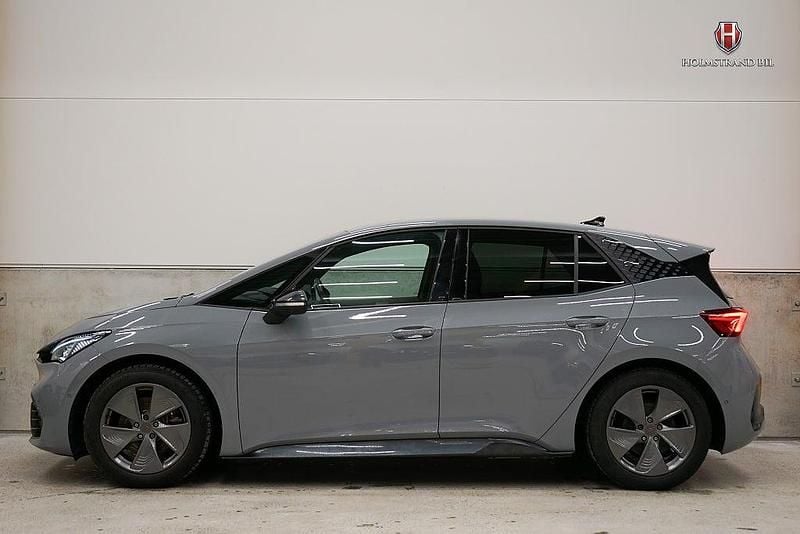 Begagnad Cupra Born 169 kW (231 HK) 2023 Grå Halvkombi