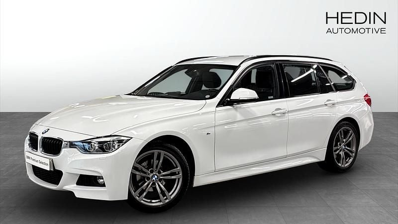 Begagnad BMW 320 M Sport 184 HK (135 kW) 2018 Vit Kombi