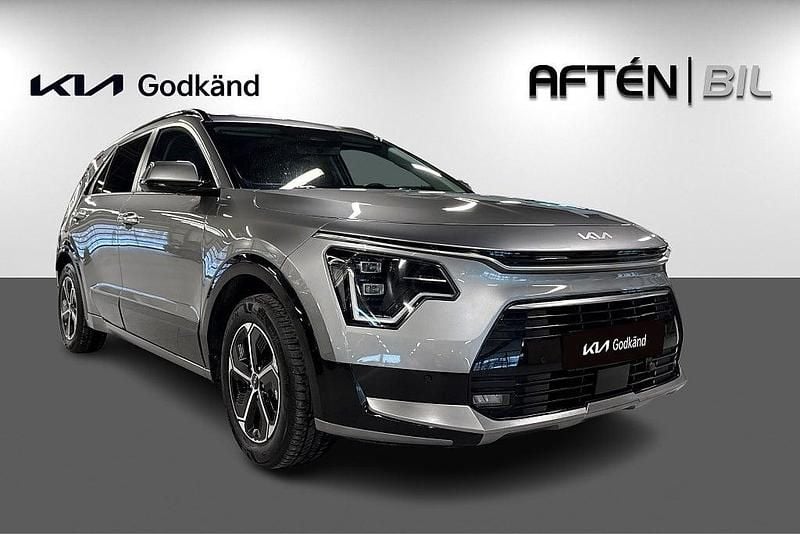 Begagnad Kia Niro Advance 141 HK (103 kW) 2022 Steel grey metallic SUV