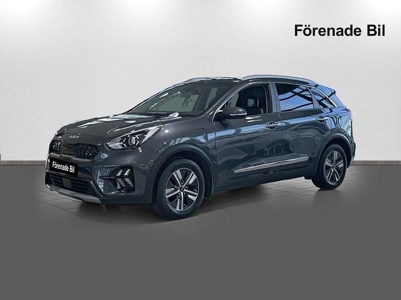 Grå (interstellar grey) Begagnad 2021 Kia Niro Advance SUV | 239 000 kr (Bra pris) - Bild 1/4