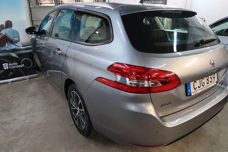 Begagnad Peugeot 308 SW Active 110 HK (80 kW) 2015 Grå Kombi