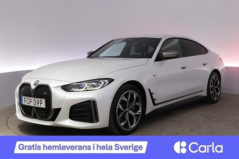 Vit Begagnad 2022 BMW i4 M Sport Sedan | 456 990 kr (Marknadspris) - Bild 1/4
