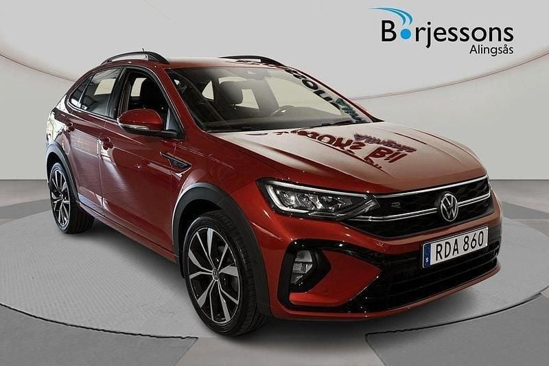 Röd Begagnad 2022 VW Taigo R-line SUV | 229 900 kr (Marknadspris) - Bild 1/4