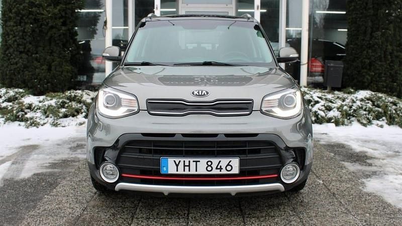 Begagnad Kia Soul 204 HK (150 kW) 2017 Grå SUV
