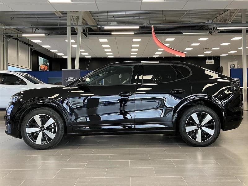 Begagnad Ford Capri 210 kW (286 HK) 2025 Svart Halvkombi