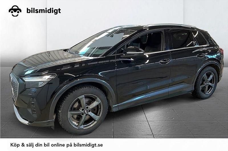 Begagnad Audi Q4 e-tron Comfort 219 kW (299 HK) 2022 Svart SUV