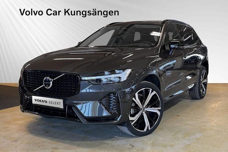 Grå Begagnad 2023 Volvo XC60 Ultimate SUV | 649 600 kr - Bild 1/3