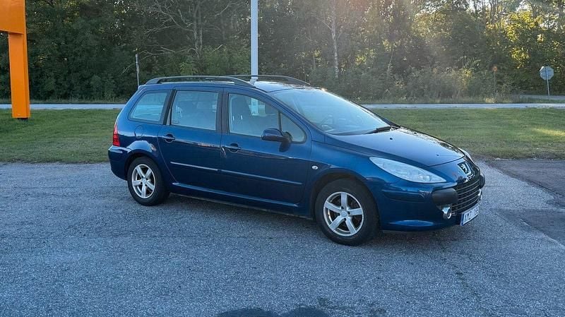 Blå Begagnad 2006 Peugeot 307 Kombi | 27 800 kr (Marknadspris) - Bild 1/4