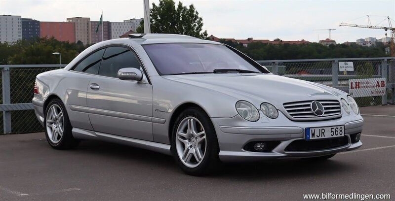 Silver Begagnad 2003 Mercedes CL55 AMG AMG Sportkupé | 279 900 kr - Bild 1/4