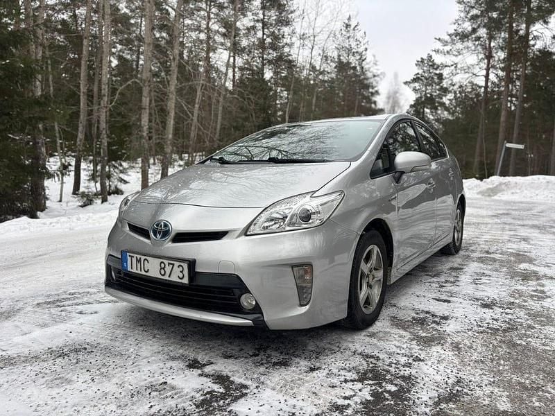 Silver Begagnad 2012 Toyota Prius | 112 900 kr (Superpris) - Bild 1/4