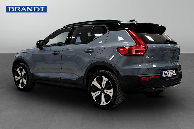 Begagnad Volvo XC40 Single Motor 175 kW (238 HK) 2023 Grå SUV