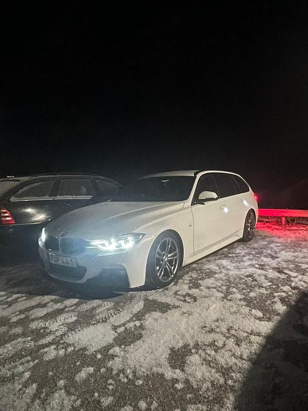 Begagnad BMW 318 M Sport 150 HK (110 kW) 2017