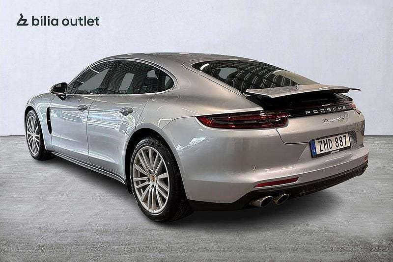 Begagnad Porsche Panamera 441 HK (324 kW) 2017 Silver Kombi