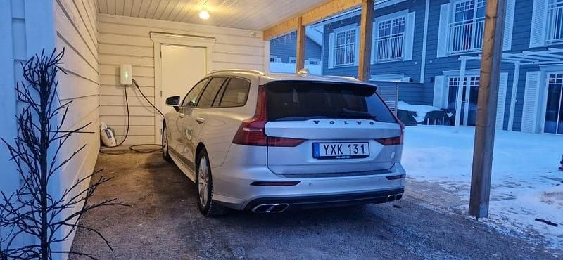 Begagnad Volvo V60 R-Design 150 HK (110 kW) 2019 Kombi