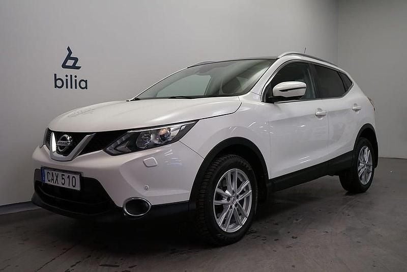 Vit Begagnad 2016 Nissan Qashqai SUV | 164 500 kr (Marknadspris) - Bild 1/3