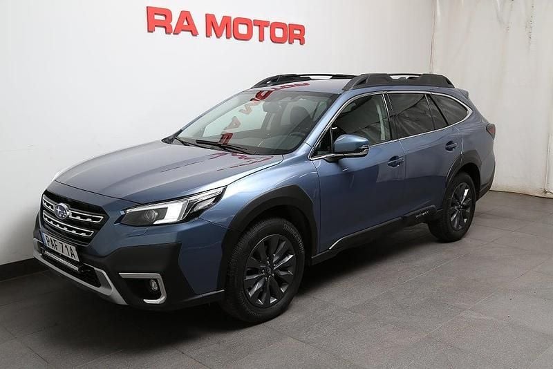 Ljusblå Begagnad 2023 Subaru Outback Kombi | 379 800 kr (Marknadspris) - Bild 1/3
