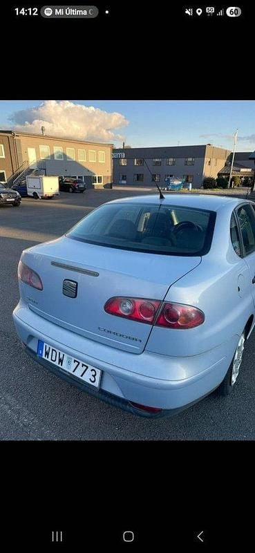 Blå Begagnad 2005 Seat Cordoba Sedan | 20 900 kr - Bild 1/4