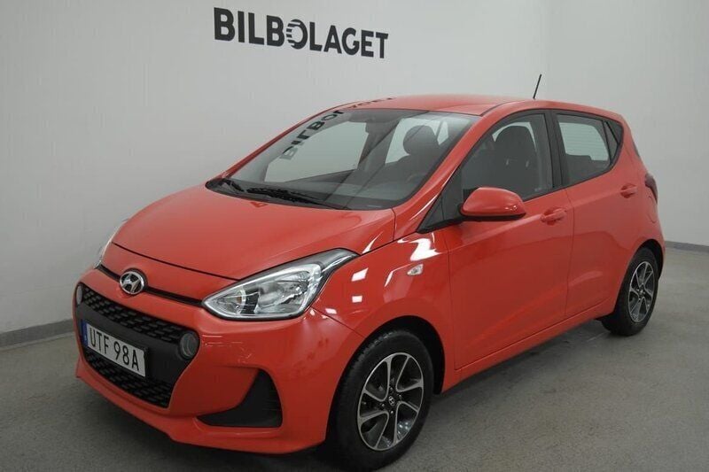 Röd Begagnad 2018 Hyundai i10 Halvkombi | 124 800 kr (Marknadspris) - Bild 1/4
