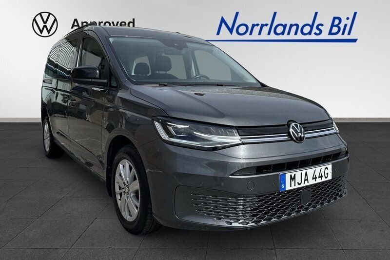 Grå (indiumgrå metallic) Begagnad 2024 VW Caddy Minibuss | 429 000 kr - Bild 1/4