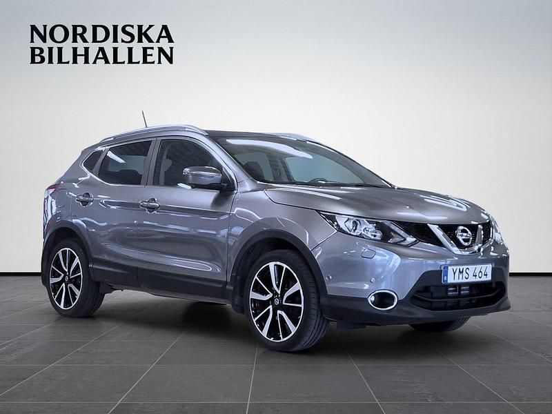 Grå Begagnad 2017 Nissan Qashqai 360º SUV | 169 795 kr (Marknadspris) - Bild 1/4
