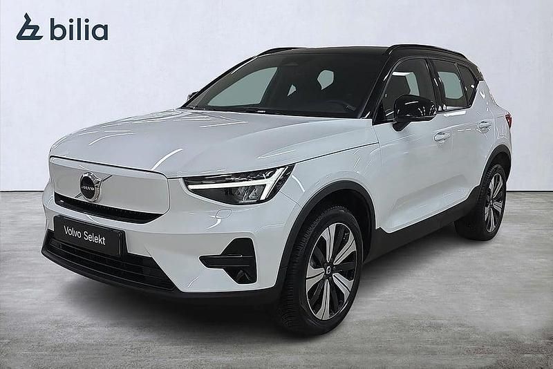 Begagnad Volvo XC40 Core 185 kW (252 HK) 2023 Vit SUV
