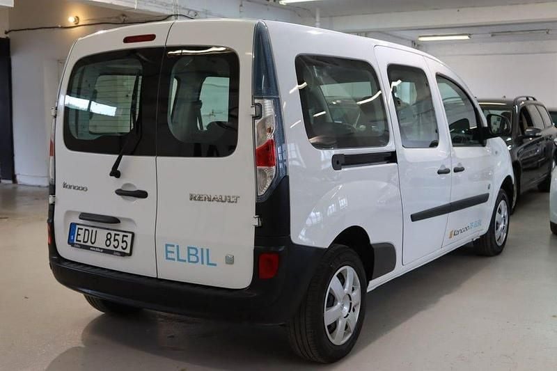 Begagnad Renault Kangoo 44 kW (60 HK) 2014 Vit Sedan