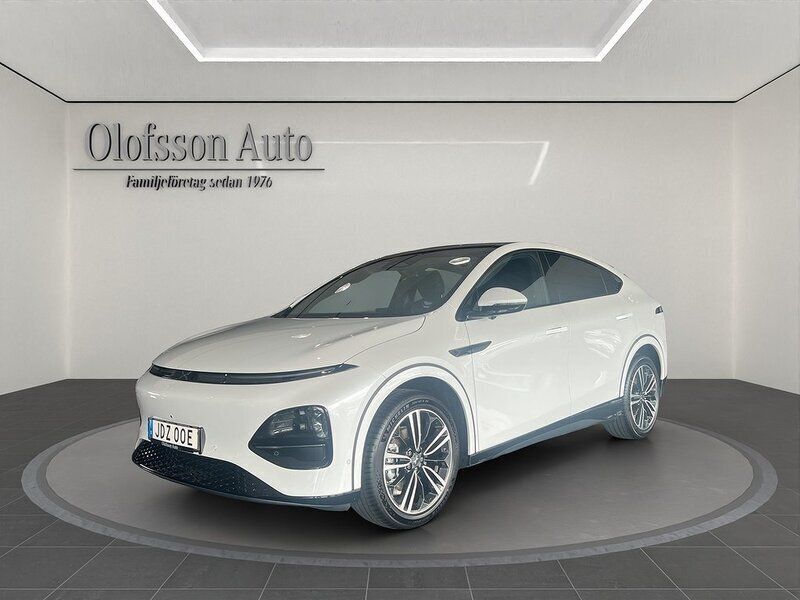 Vit (arctic white metallic) Ny 2025 XPENG G6 SUV | 591 800 kr - Bild 1/4