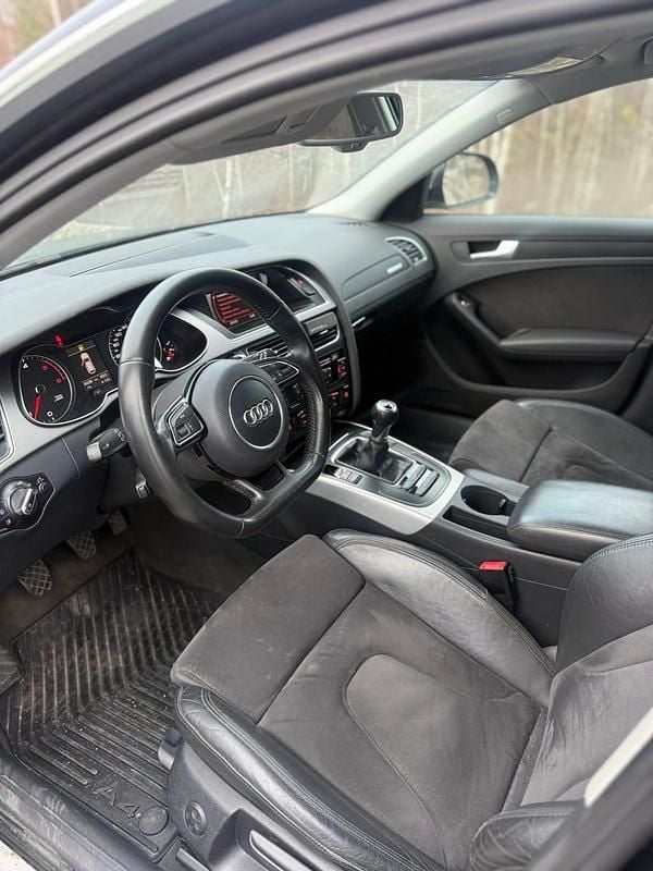 Begagnad Audi A4 Allroad 177 HK (130 kW) 2013 Kombi