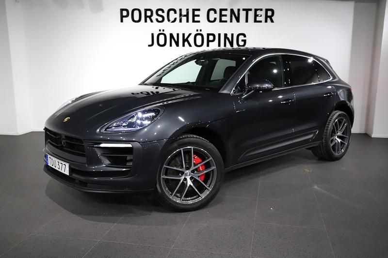 Grå Begagnad 2022 Porsche Macan S SUV | 699 000 kr (Bra pris) - Bild 1/4