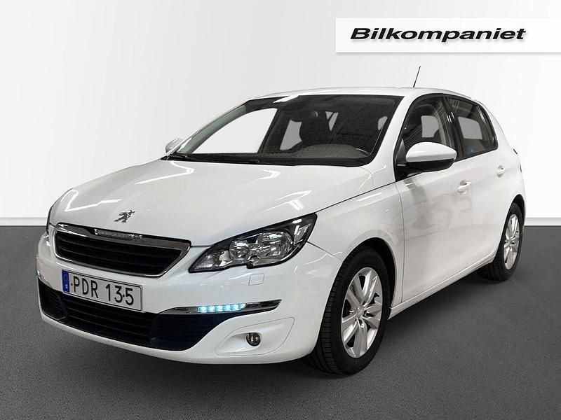Vit Begagnad 2016 Peugeot 308 Halvkombi | 109 000 kr (Marknadspris) - Bild 1/4